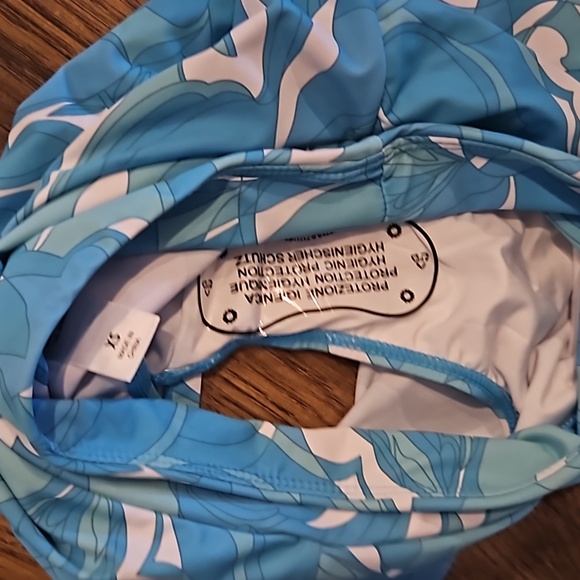 XS walk on the beach tankini w/ skirt teal blue floral print. NWT liner attached - Picture 2 of 6